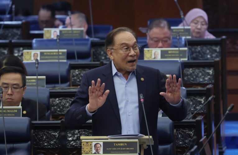 Malaysia Halts New Non-AI Data Centres Over Resource Concerns